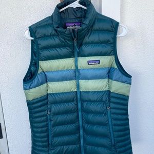 Patagonia Women's Puffer Vest - Teal and Light Green